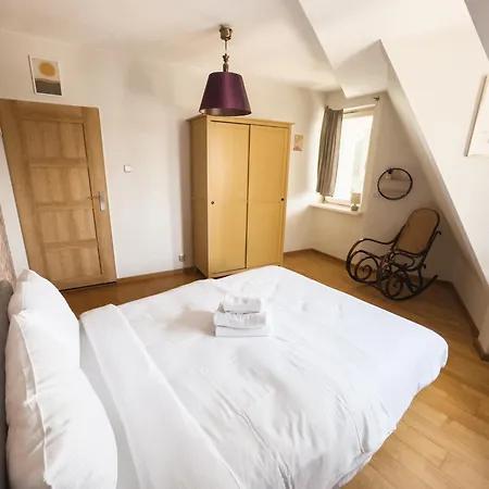 Heart Of By Bookinghost Appartement