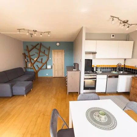 Heart Of By Bookinghost * Poznaň